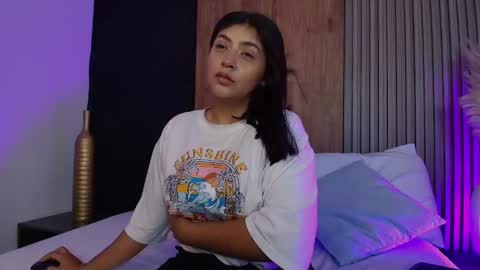Snapshot of abby_millerr_ chatting on January 16, 12:31 pm Abbygail online show from January 16, 12:31 pm