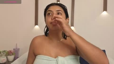 Abbygail online show from May 6, 12:20 pm
