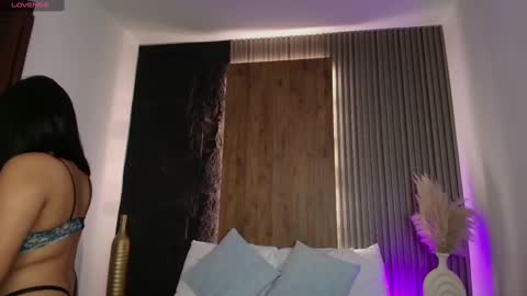 Snapshot of abby_millerr_ chatting on December 29, 12:23 pm Abbygail online show from December 29, 12:23 pm