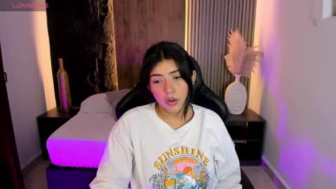 Snapshot of abby_millerr_ chatting on January 24, 12:20 pm Abbygail online show from January 24, 12:20 pm