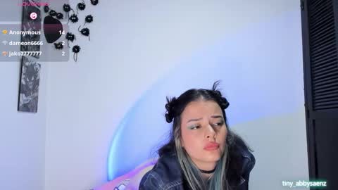 Abby Saenz online show from October 8, 8:13 pm