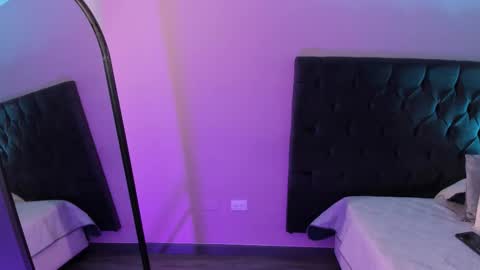 INSTAGRAM abby hall82 online show from November 15, 12:00 am