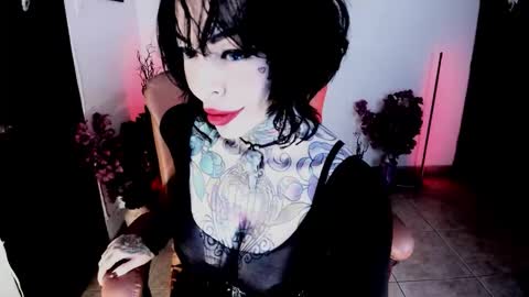 Abby online show from October 18, 2:25 am