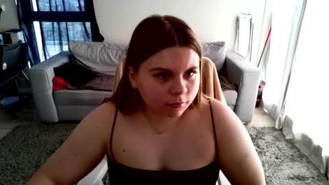 Snapshot of abbyvibe chatting on October 2, 9:36 am abbyvibe online show from October 2, 9:36 am