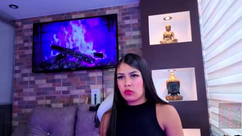 abella_as_ online show from February 12, 7:59 pm