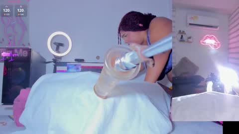 Abigail online show from January 9, 6:45 pm