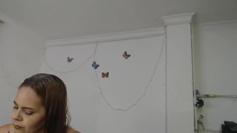 abigail_jhonss online show from January 3, 1:05 am