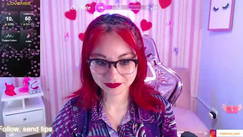 abril_ch_ online show from January 12, 11:17 am