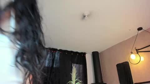 Abril online show from June 7, 3:52 pm