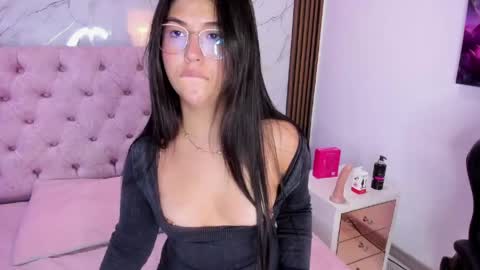 Abril online show from April 28, 2:32 pm