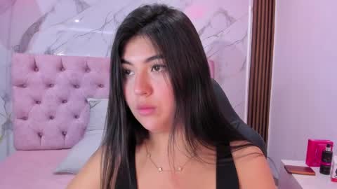 Abril online show from May 11, 4:04 pm