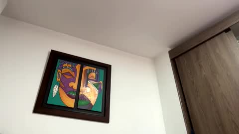 abrilsantosxo online show from May 5, 5:49 pm
