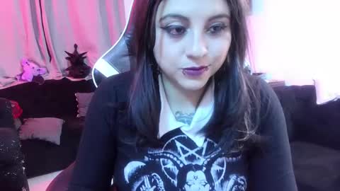 Alice online show from May 12, 2:42 am