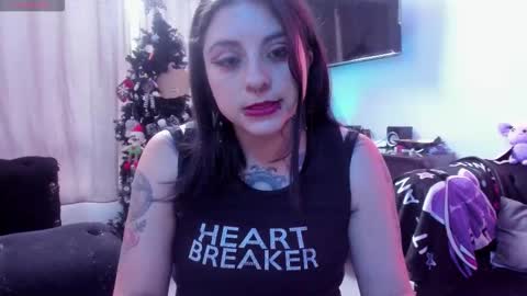 Alice online show from December 14, 8:36 pm