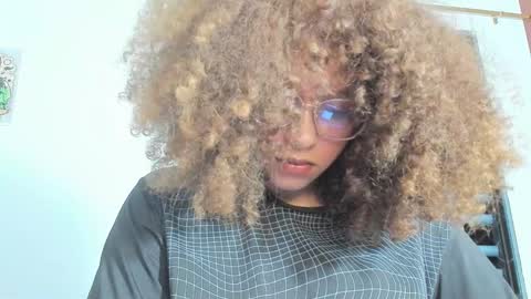  Isa  online show from December 17, 3:54 am