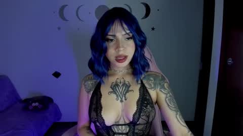   online show from December 19, 5:21 am