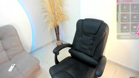    online show from September 17, 2:04 pm