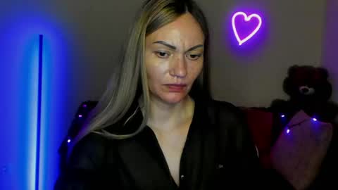 Adalina online show from May 11, 1:02 pm