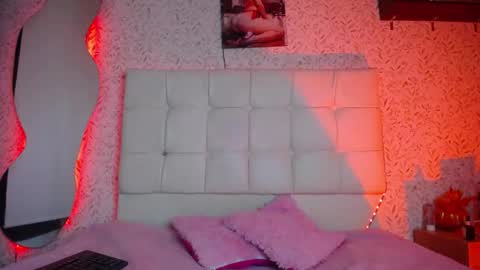 adalya_x online show from December 22, 1:03 pm