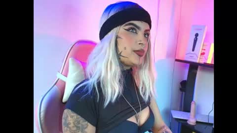 adamsniki online show from September 9, 1:05 am