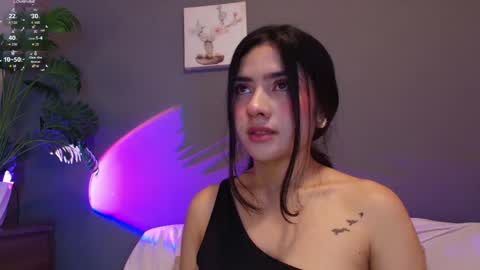  Adara Johnson  online show from May 27, 12:24 pm