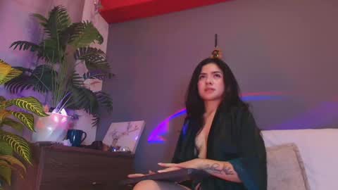  Adara Johnson  online show from May 9, 12:40 pm