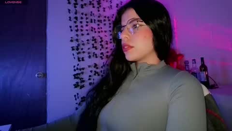 Adara online show from March 10, 1:01 am
