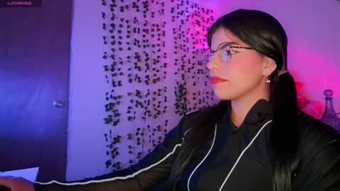 Adara online show from February 26, 6:57 pm