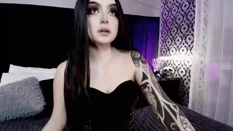 Ade  online show from October 22, 8:14 pm