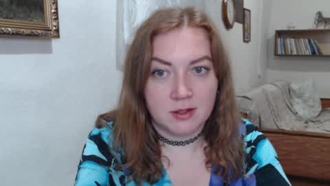 Adel online show from November 12, 3:10 pm