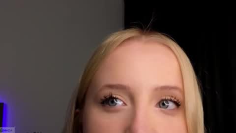 Adele online show from November 19, 10:43 pm