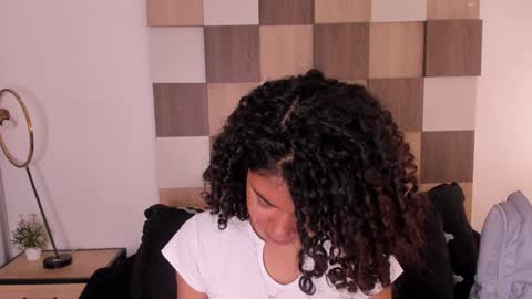 Andrea online show from December 18, 11:56 am