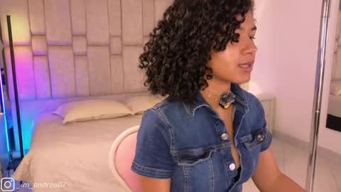 Andrea online show from May 10, 12:29 pm