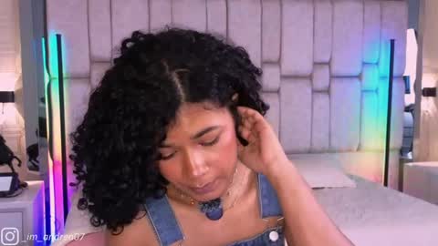 Andrea online show from May 11, 4:04 pm