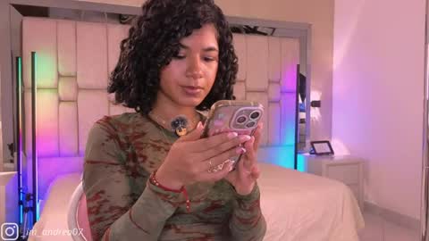 Andrea online show from May 15, 11:57 am