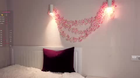 Adeline online show from June 27, 5:41 pm