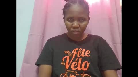 adelealy online show from September 24, 6:34 am