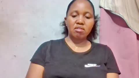 adelealy online show from May 21, 3:04 am