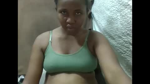 adelealy online show from March 1, 4:37 am