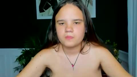 adelecruzz online show from May 10, 12:51 pm