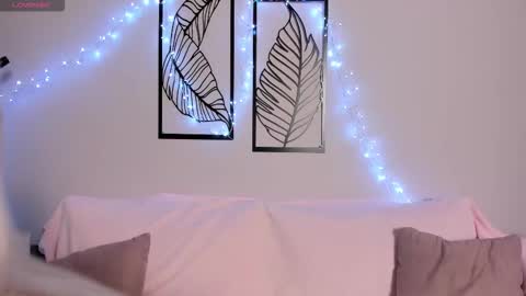 adelesilver online show from October 28, 2:28 am