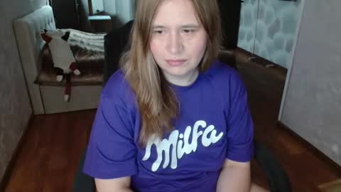 adelinalawson online show from May 16, 5:43 am