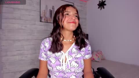 Snapshot of adeline_hill1 chatting on February 8, 7:59 pm Adeline online show from February 8, 7:59 pm