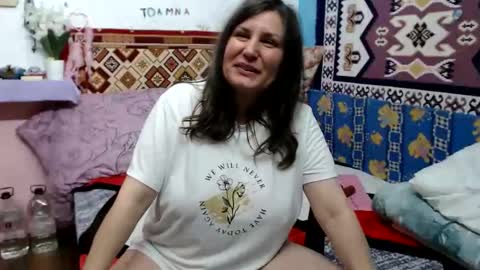 adelinemilf online show from May 11, 5:53 am