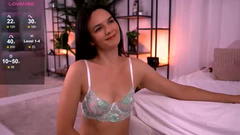 Adelle online show from October 11, 5:45 am