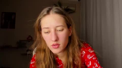 Adell online show from September 25, 9:45 pm