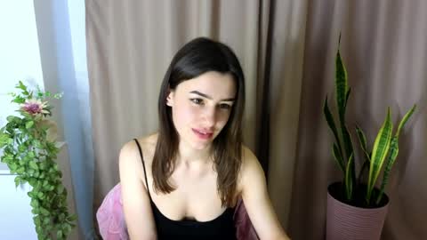 Adellyy online show from April 1, 1:41 pm