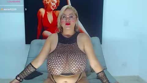 Adely Ginn online show from September 19, 2:27 pm