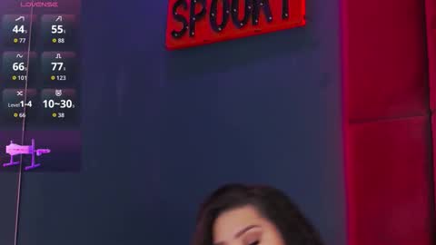 AdelynnReed online show from October 30, 7:44 am