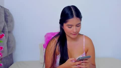   online show from January 6, 11:07 am